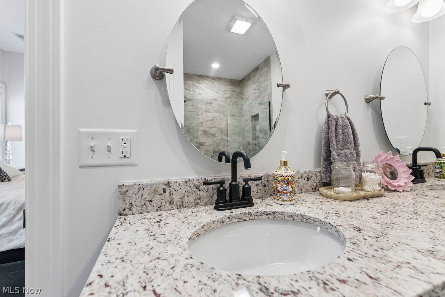 4880 Mandarin Drive Seville OH 44273