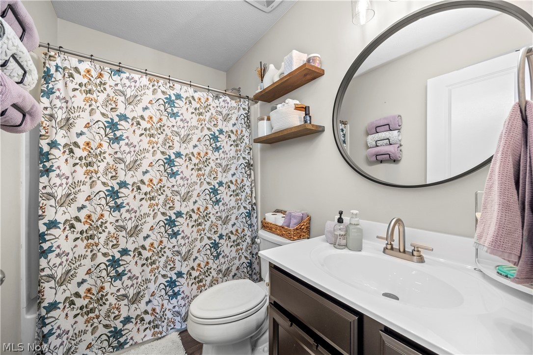 2161 Fowl Road Elyria OH 44035