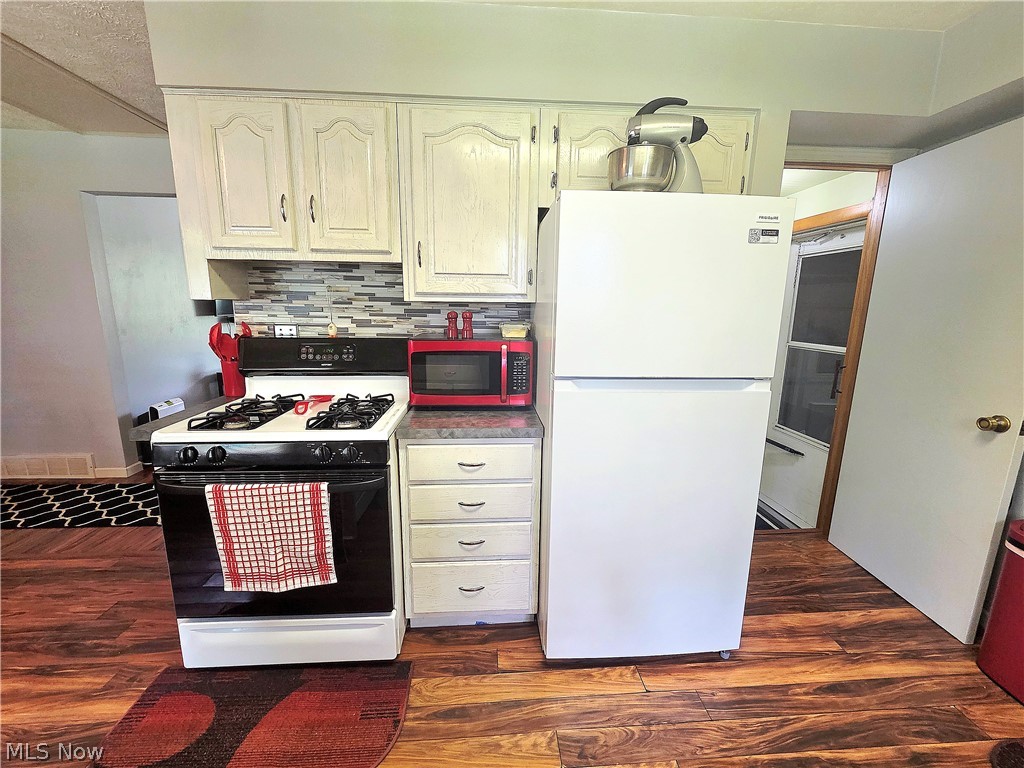 185 Briarleigh Drive Brunswick OH 44212