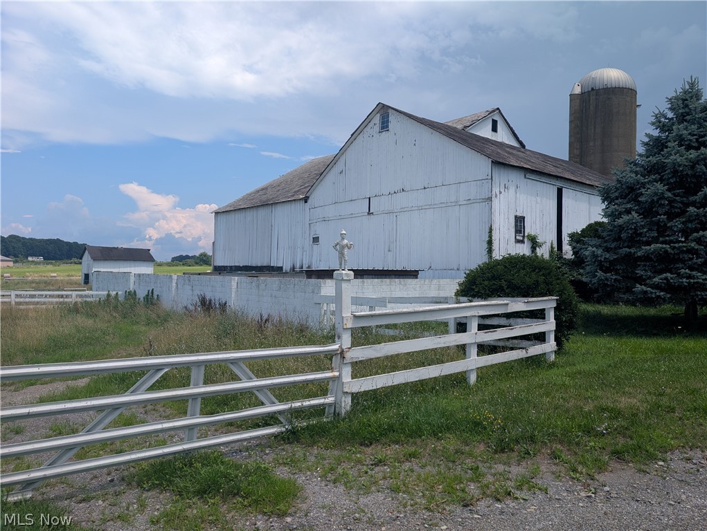 12720 Columbiana Canfield Road Columbiana OH 44408