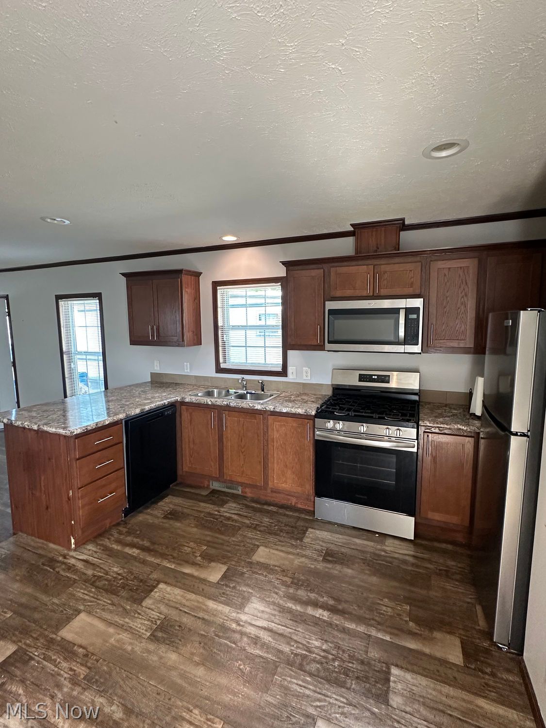108 Westwoods Amherst OH 44001