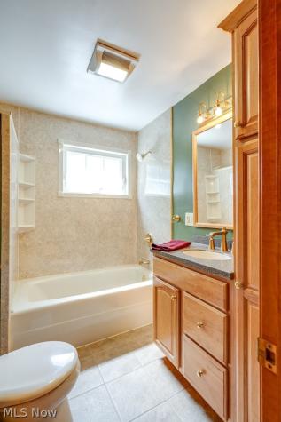 3241 W 231st Street North Olmsted OH 44070