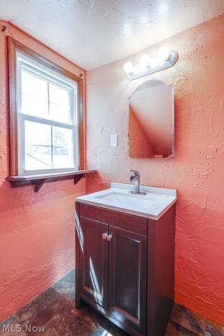 3241 W 231st Street North Olmsted OH 44070