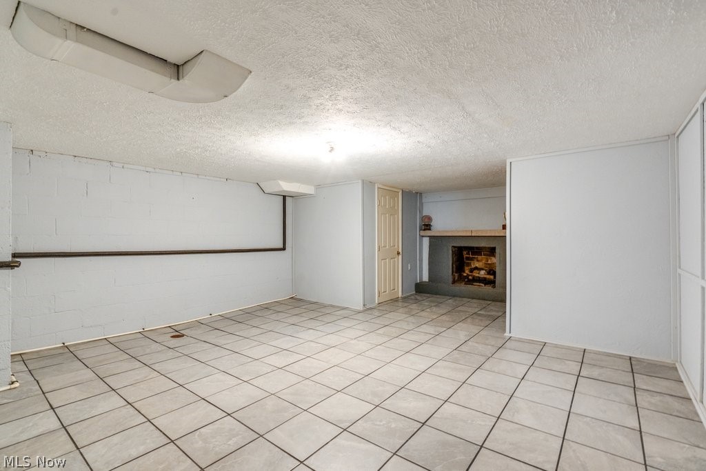 3241 W 231st Street North Olmsted OH 44070