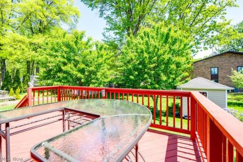 3241 W 231st Street North Olmsted OH 44070