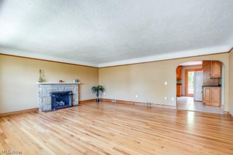 3241 W 231st Street North Olmsted OH 44070