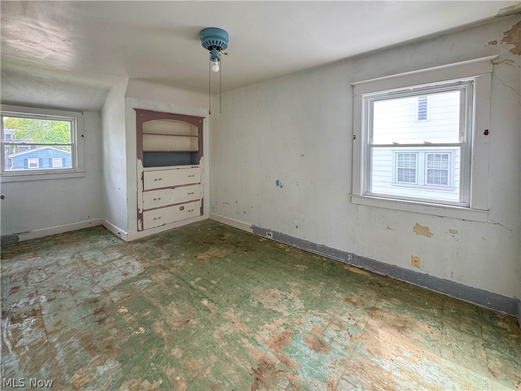 552 E 8th Street Salem OH 44460