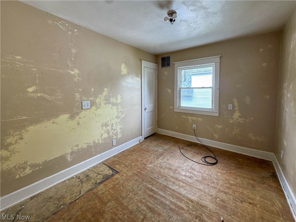 552 E 8th Street Salem OH 44460
