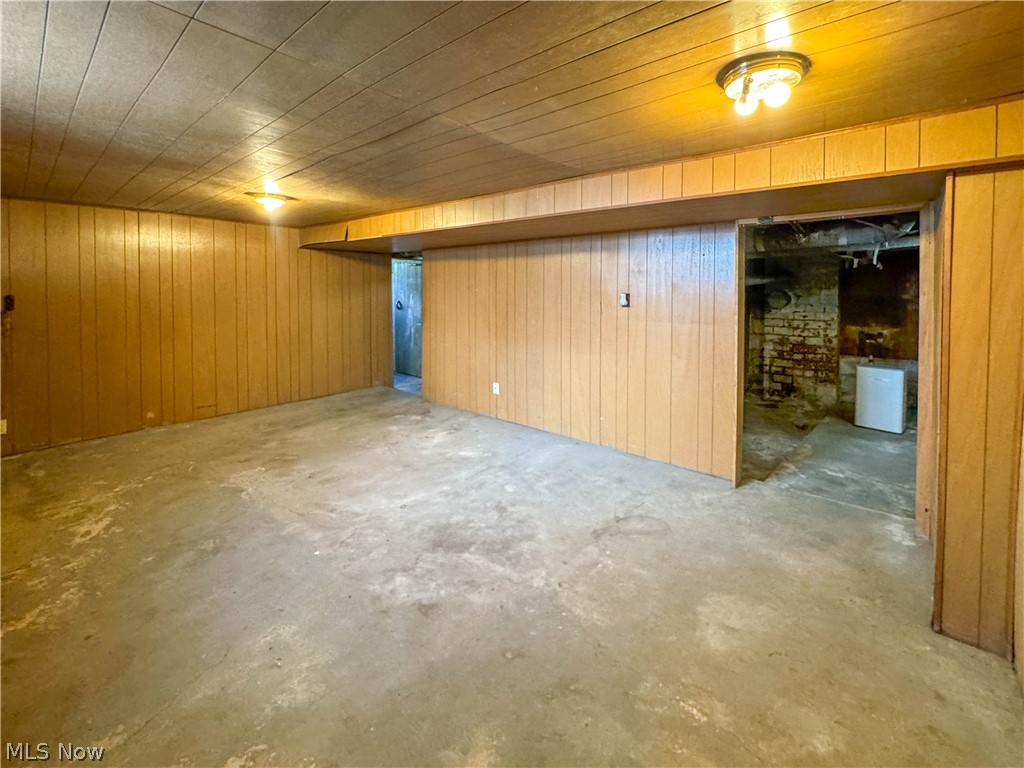 552 E 8th Street Salem OH 44460