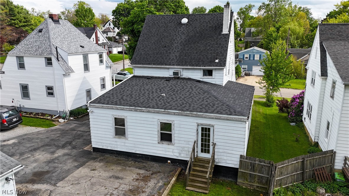 552 E 8th Street Salem OH 44460