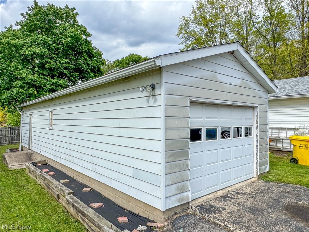 552 E 8th Street Salem OH 44460