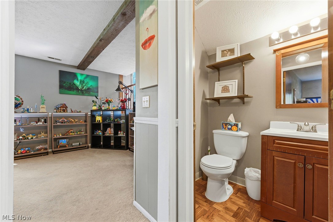 27491 Linwood Circle North Olmsted OH 44070