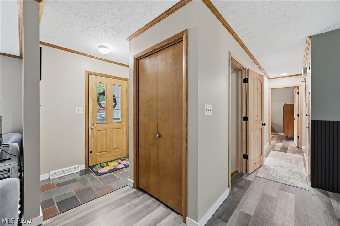 566 Tionesta Drive Dalton OH 44618