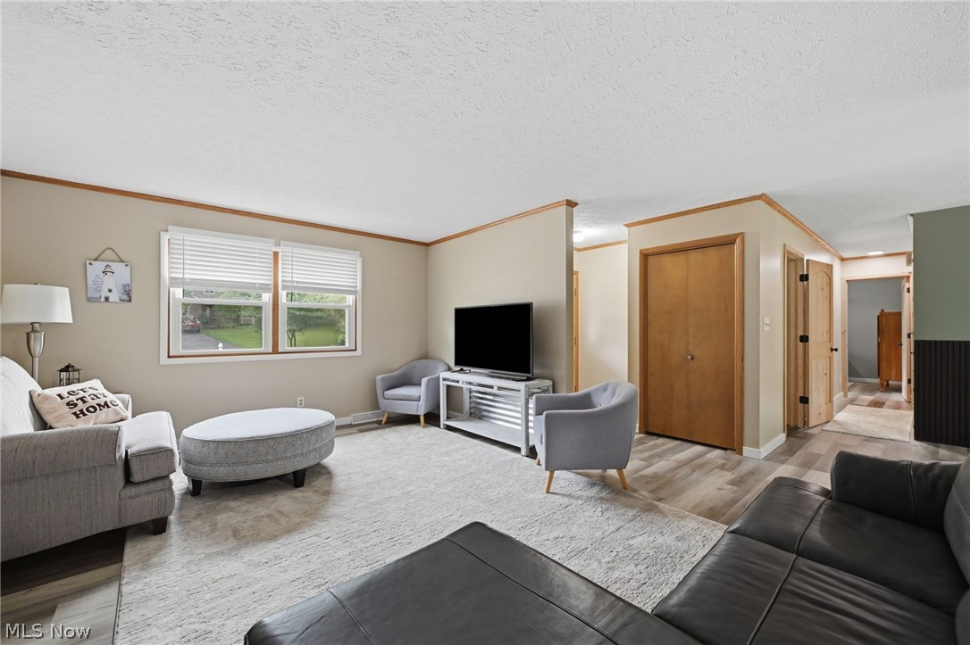 566 Tionesta Drive Dalton OH 44618
