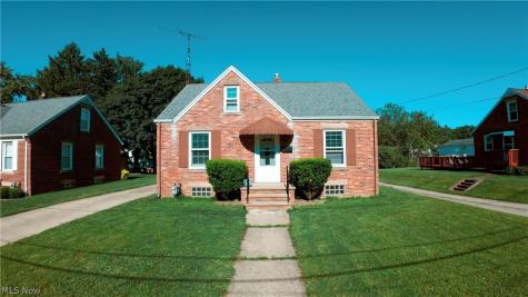 2414 Watson Avenue Alliance OH 44601