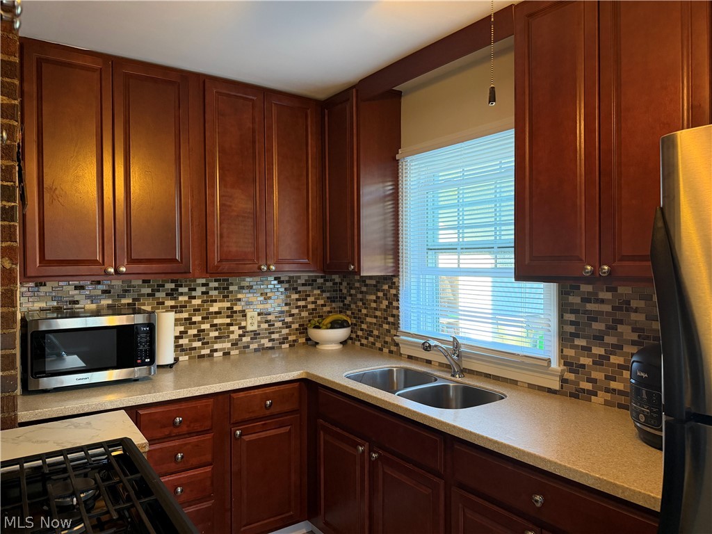 2414 Watson Avenue Alliance OH 44601