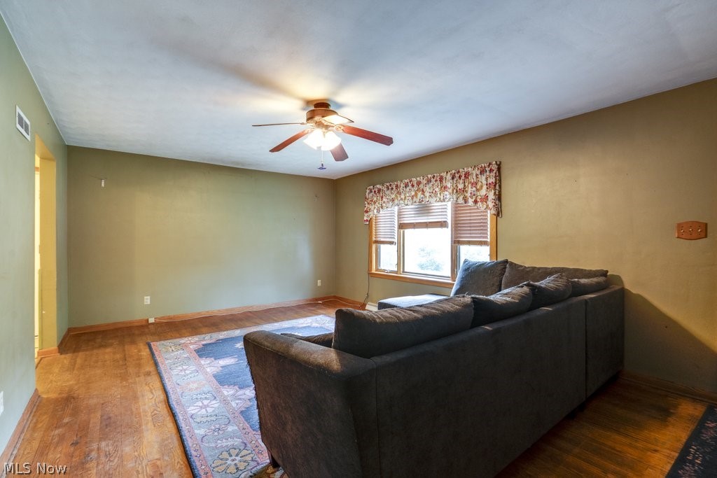 1568 Hagey Drive Barberton OH 44203