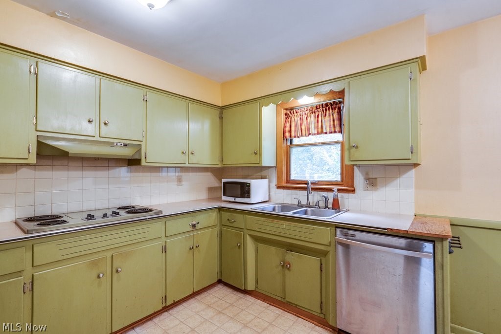 1568 Hagey Drive Barberton OH 44203