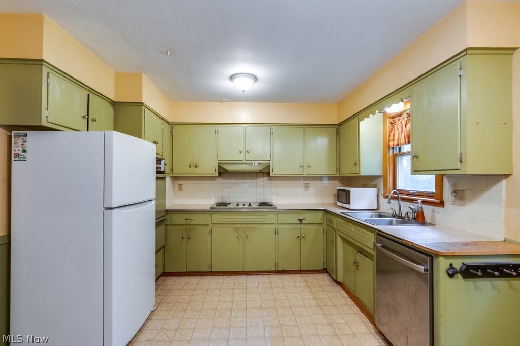 1568 Hagey Drive Barberton OH 44203