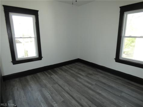 462 E 109th Street Cleveland OH 44108