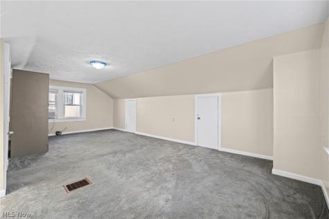 3276 W 130th Cleveland OH 44111