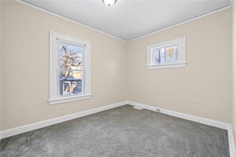 3276 W 130th Cleveland OH 44111