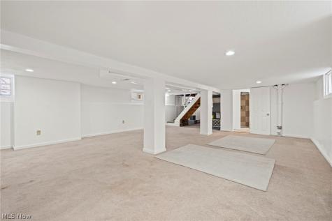3276 W 130th Cleveland OH 44111