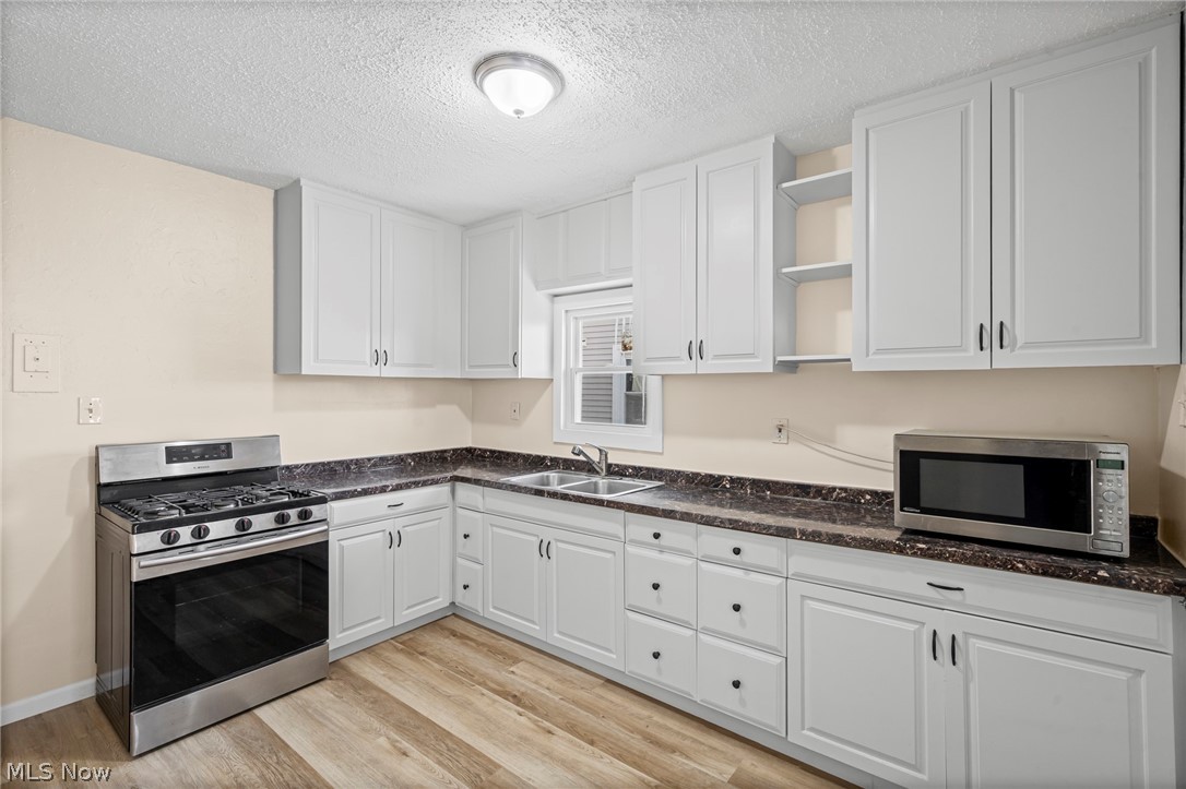 3276 W 130th Cleveland OH 44111