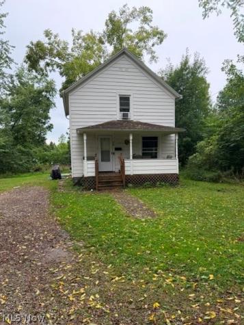 520 Parks Drive Norton OH 44203