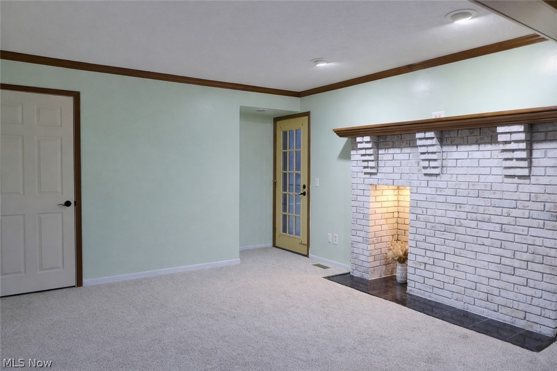 5802 Russia Road South Amherst OH 44001