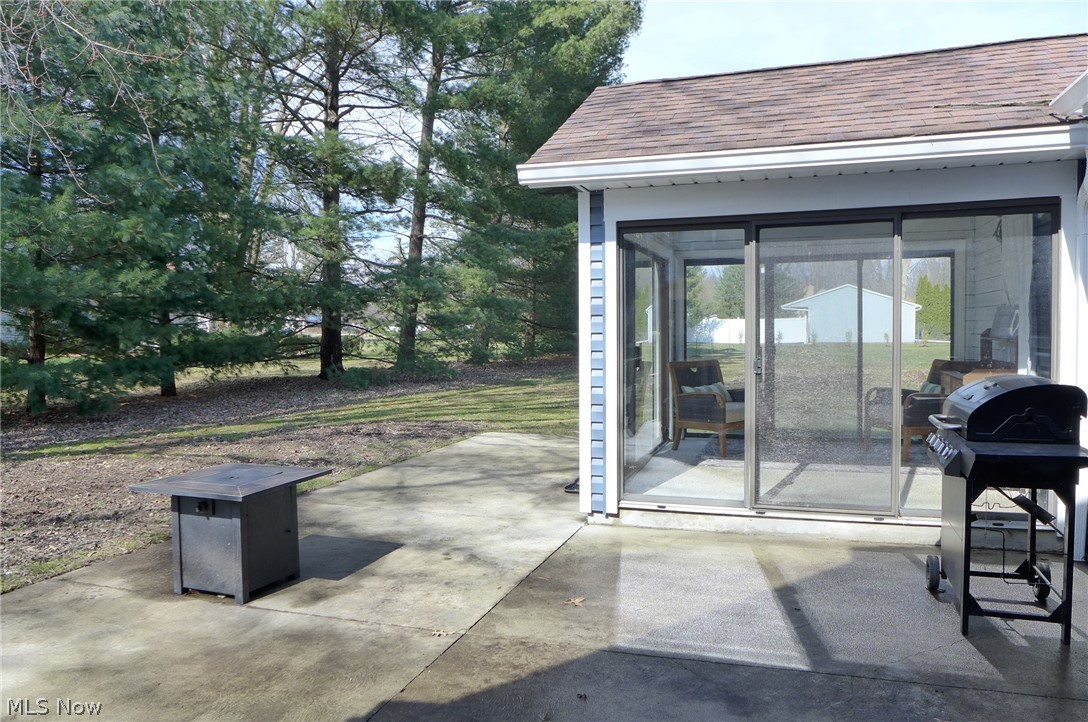 5802 Russia Road South Amherst OH 44001