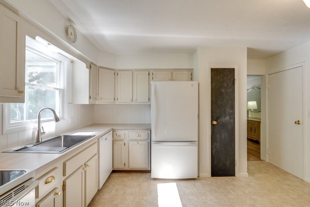 116 S Hayden Parkway Hudson OH 44236