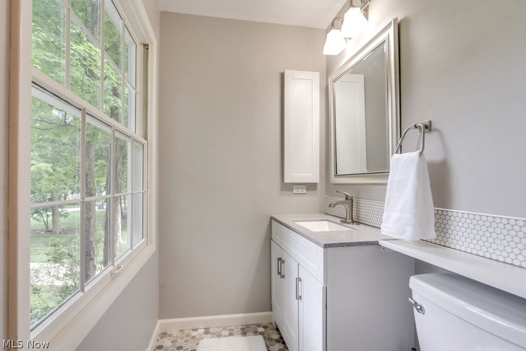 116 S Hayden Parkway Hudson OH 44236