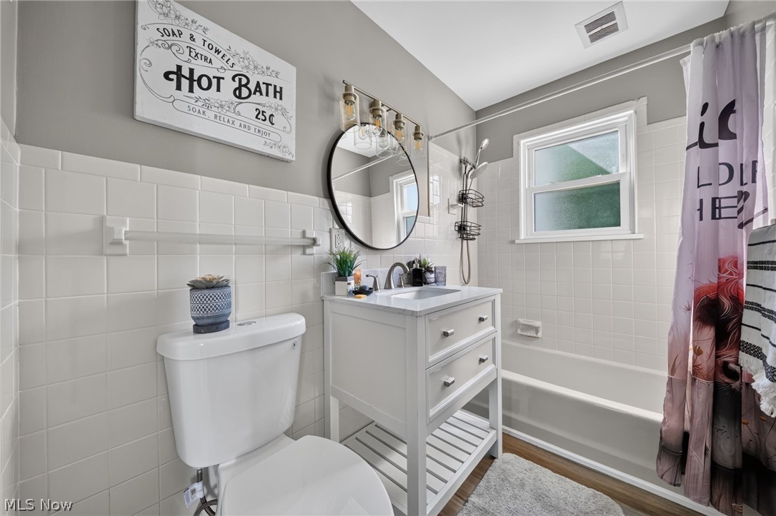 5949 Knollwood Drive Ashtabula OH 44004