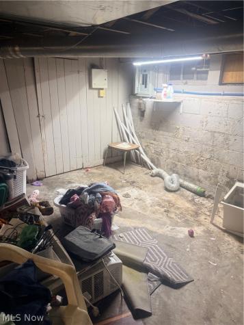 13710 Thornhurst Avenue Garfield Heights OH 44105