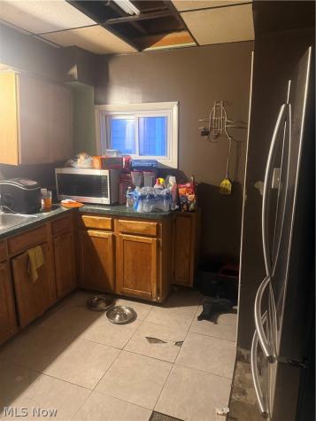 13710 Thornhurst Avenue Garfield Heights OH 44105