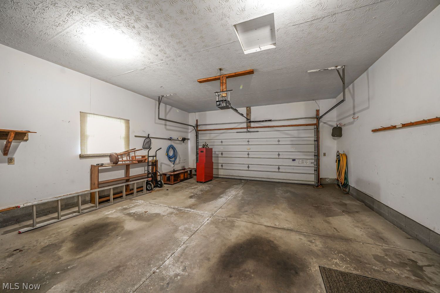 10703 Jones Road Diamond OH 44412