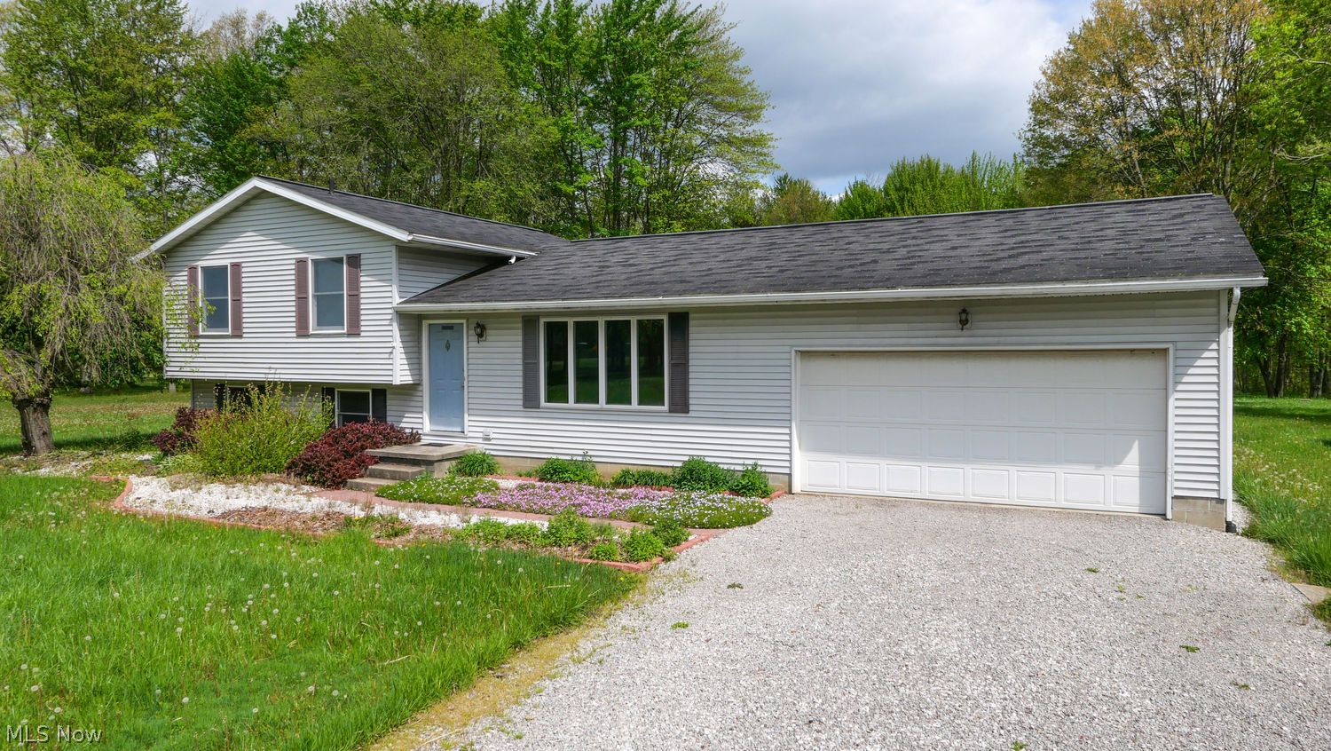 10703 Jones Road Diamond OH 44412