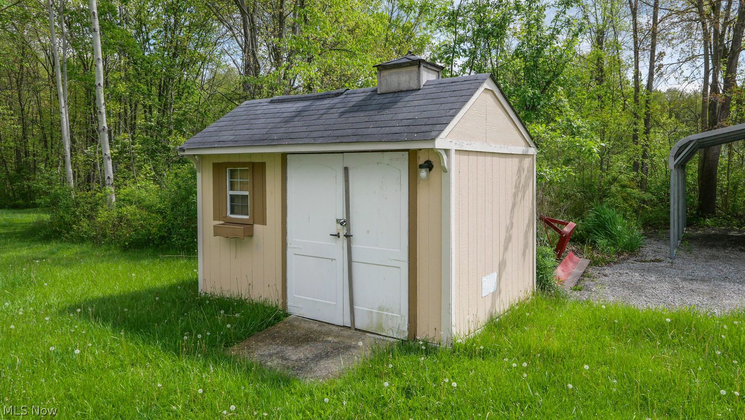 10703 Jones Road Diamond OH 44412