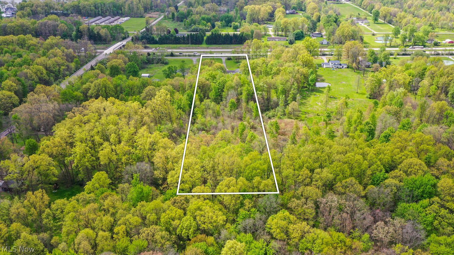 10703 Jones Road Diamond OH 44412