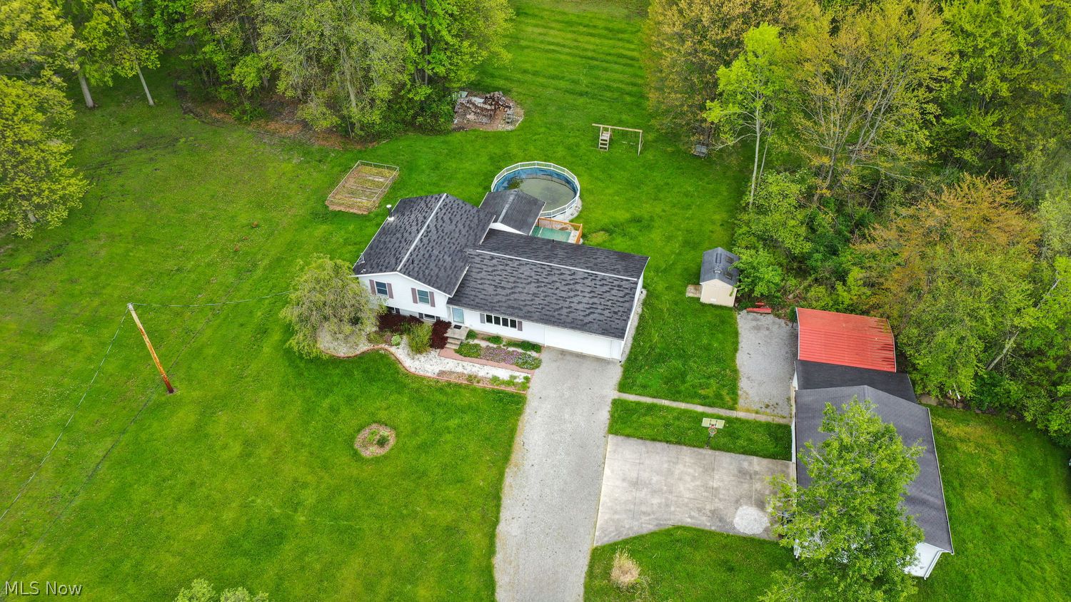 10703 Jones Road Diamond OH 44412