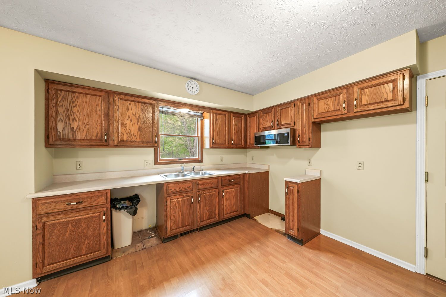 10703 Jones Road Diamond OH 44412