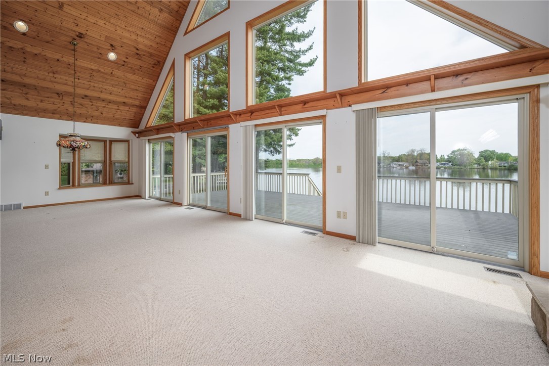 483 Owl Point Roaming Shores OH 44084