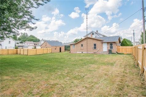 817 Halter Court NW Canton OH 44708