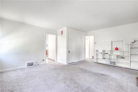 7347 Case Avenue Mentor OH 44060