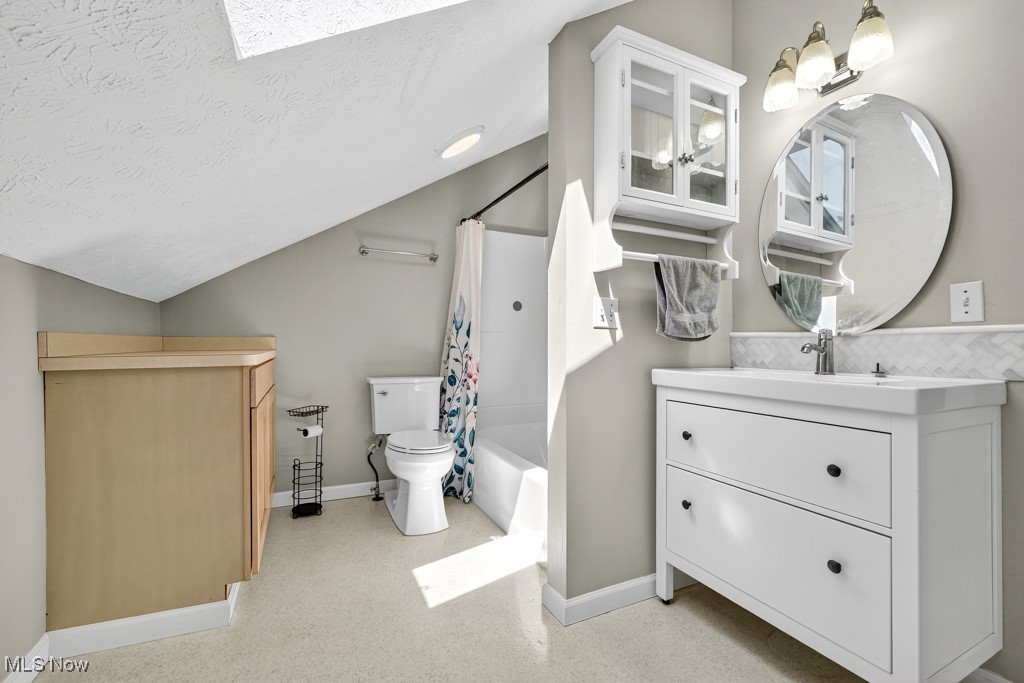 308 N Hambden Street Chardon OH 44024