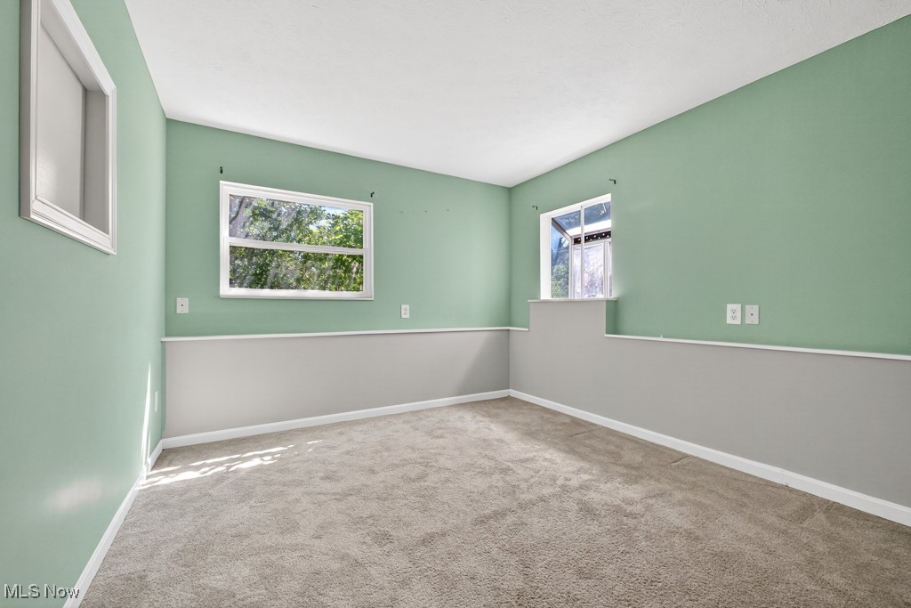 308 N Hambden Street Chardon OH 44024