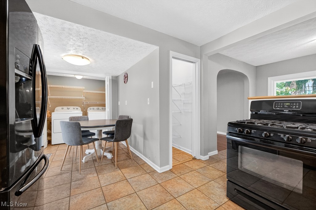 308 N Hambden Street Chardon OH 44024