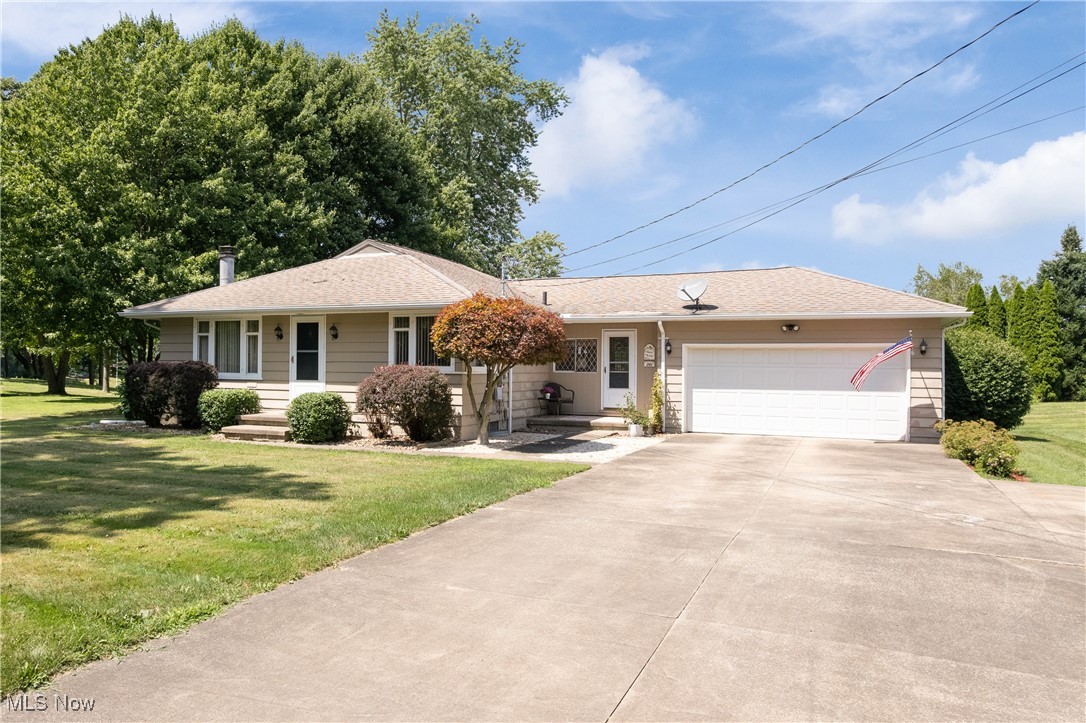 1961 Dennis Drive Akron OH 44312