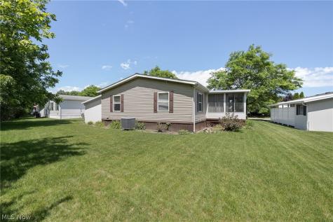 45 Periwinkle Drive Olmsted Twp OH 44138